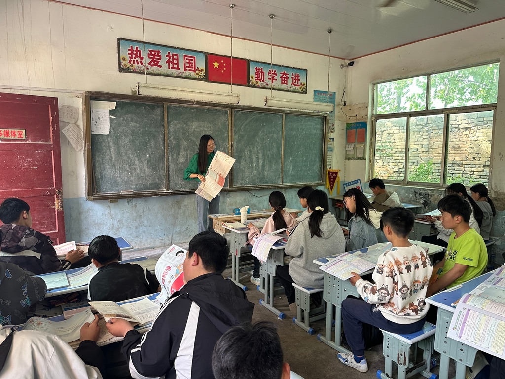 用书籍丈量公益之路：荣恒教育参与&ldquo;春芽助学计划&rdquo;获权威认证