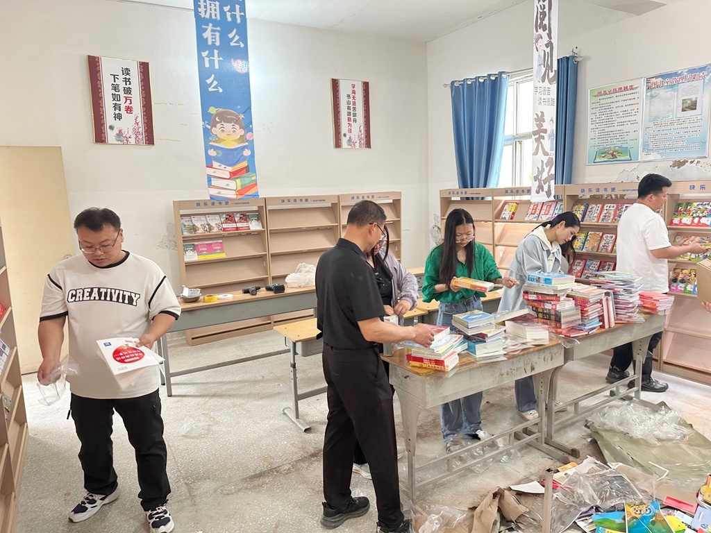 荣恒教育联合"春芽计划"助力乡村振兴，致力优质教育资源惠及乡村学子